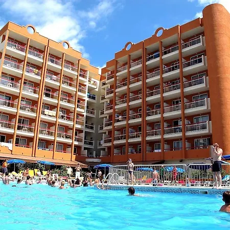 Ohtels Belvedere 3* סאלו