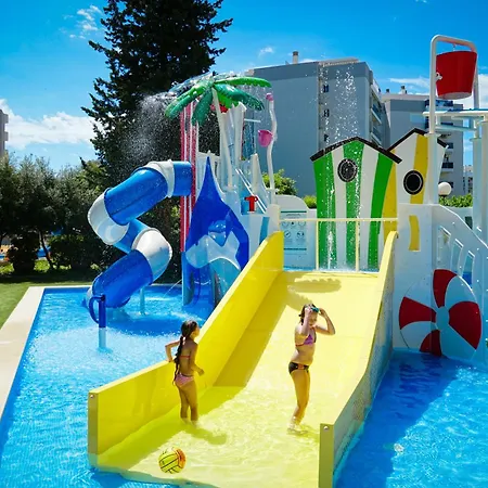 Ohtels Belvedere 3* סאלו