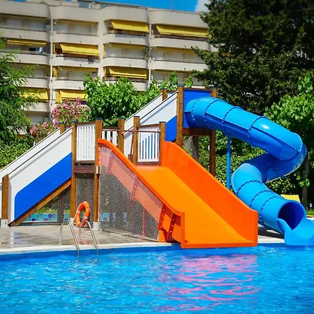 Ohtels Belvedere 3* סאלו